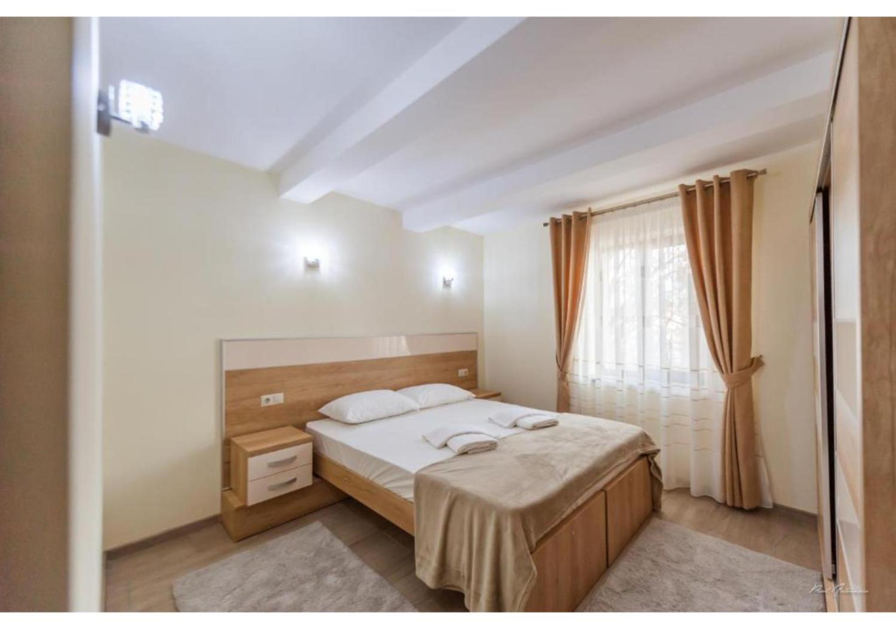 Luxury Apartment Piteşti Exterior foto