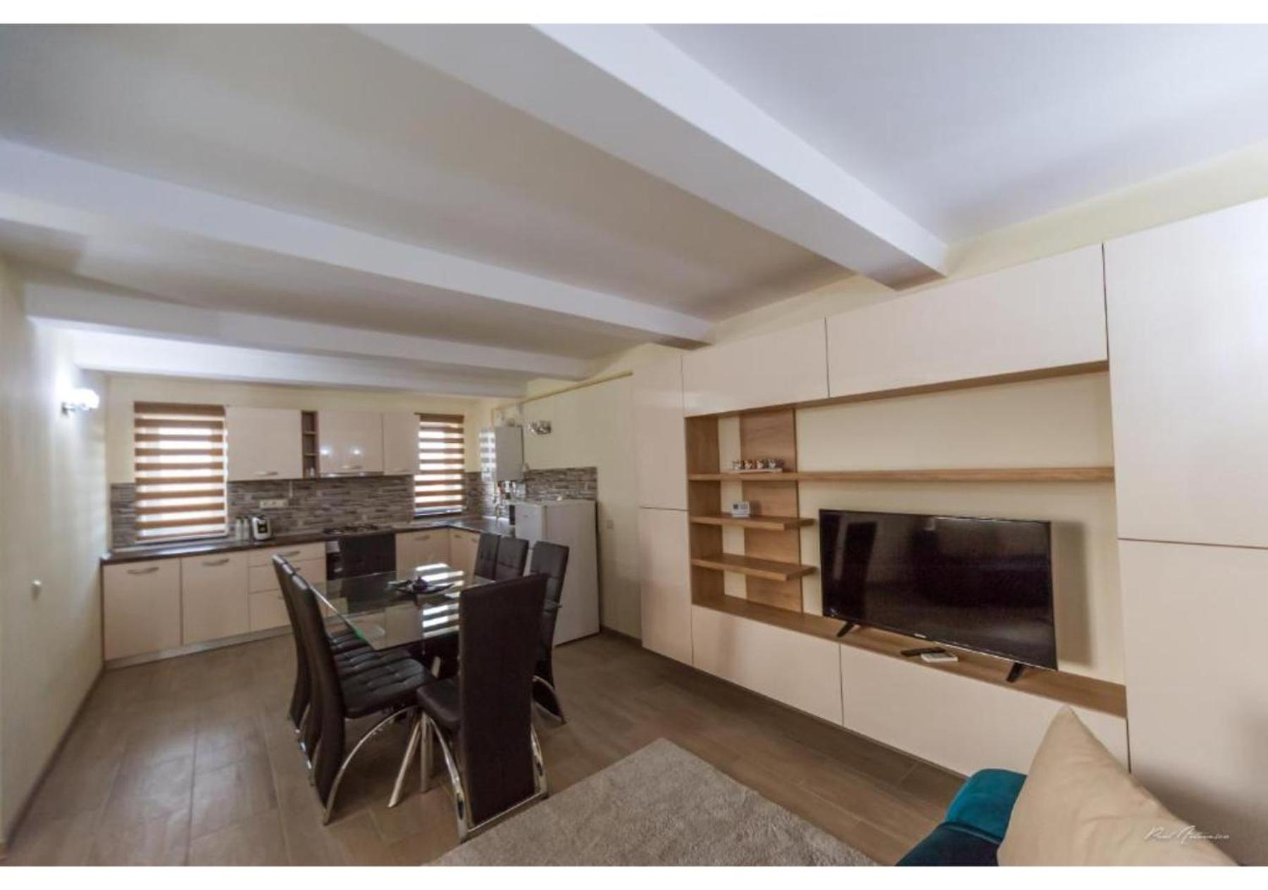 Luxury Apartment Piteşti Exterior foto